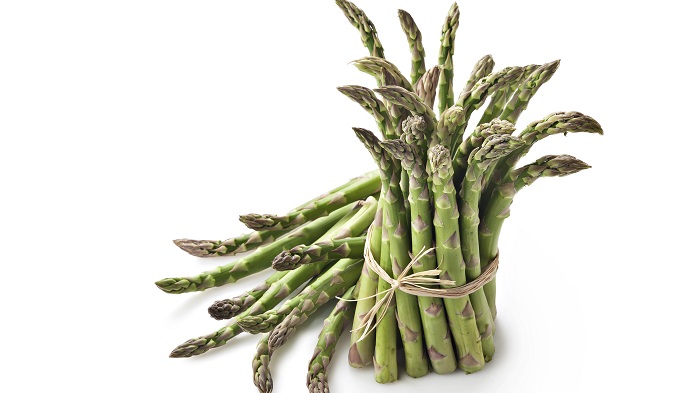 Come preparare secondo piatto leggero pollo con asparagi