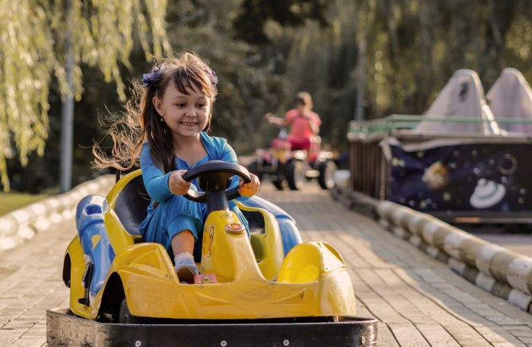 Macchine giocattolo bambini: quale modello scegliere