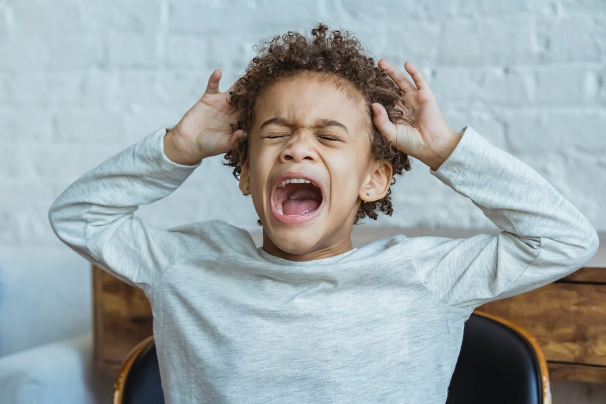 come aiutare il bambino a superare la paura degli insetti