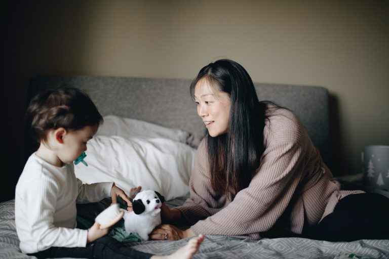 far dormire più a lungo il bambino la mattina