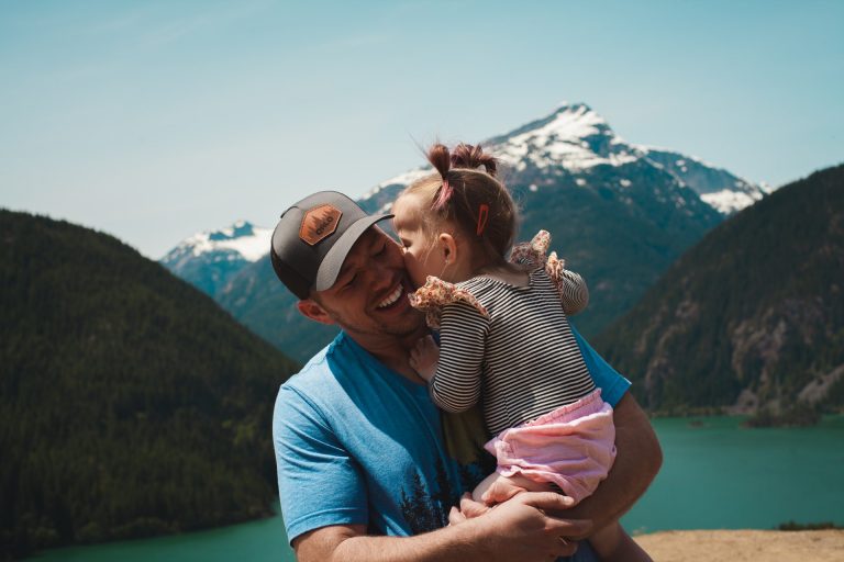 viaggiare con un bambino che bagna il letto